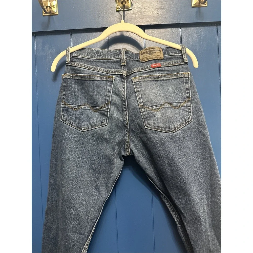 Wrangler Slim Straight Denim Blue‎ Jeans Men's 28' X 30' 1092SSWJS